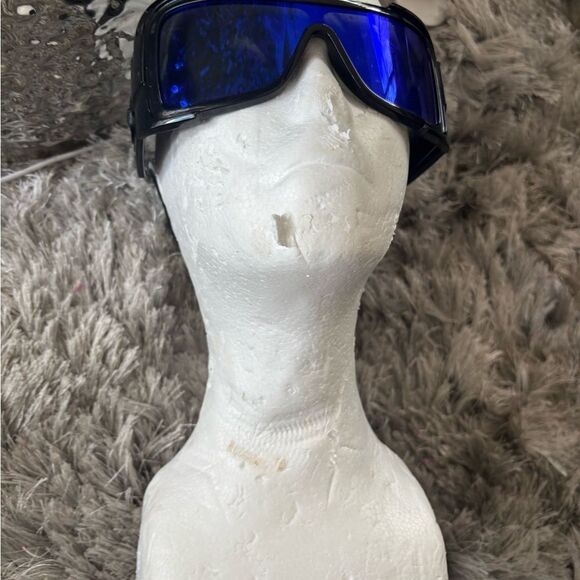 Versace 4451 GB1/55 Sunglasses Mirrored Unisex Maxi Medusa Biggie Shield Eyewear - Picture 12 of 14